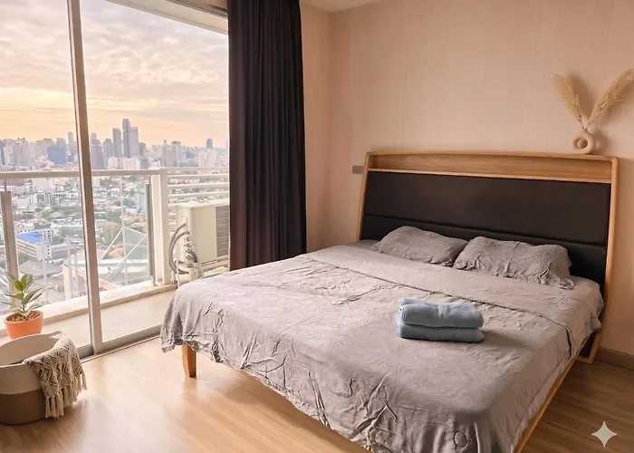 Strolling In The Clouds 37th Floor Panoramic View In Near Bts Phra Khanong Station Infinity Pool Luxurious And Cozy * Бангкок